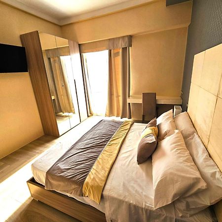 Astoria Boutique Suites Лече Екстериор снимка