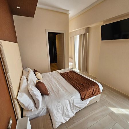 Astoria Boutique Suites Лече Екстериор снимка